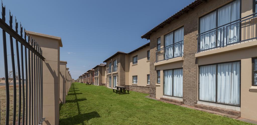 Kathu Inn Екстер'єр фото
